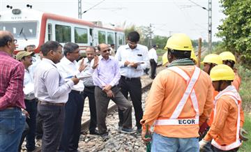 Bisforana:General-Manager-of-East-Coast-Railway-inspects-Sonepur-Purunacutak-railway-section-of-Khordha-Road-Balangir-railway-line-project