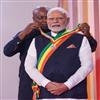 Bisforana:Prime-Minister-receives-Ghanas-national-award