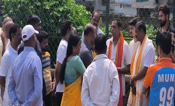 Bisforana:The-MLA-visited-various-submerged-areas-of-old-Bhubaneswar-in-Ekamra-constituency-before-the-onset-of-monsoon-this-year