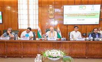 Bisforana:Union-Home-Minister-Shri-Amit-Shah-chaired-a-high-level-meeting-in-New-Delhi-to-review-flood-preparedness-in-the-country